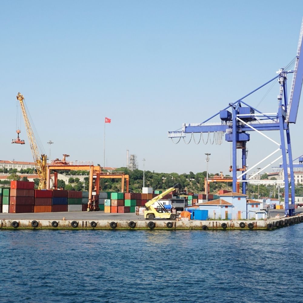 Aliaga Port and Global Trade: The Future of Container Loading