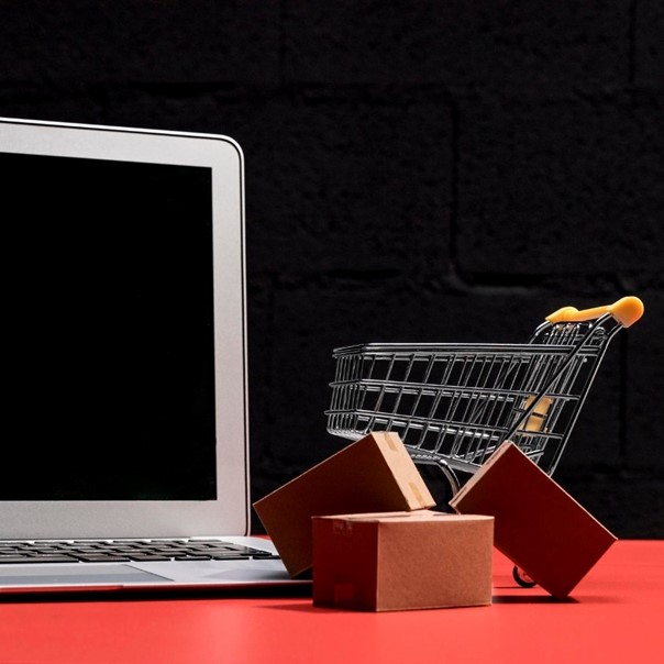 The Rise of E-Commerce and Its Impact on Logistics: A Comprehensive Analysis